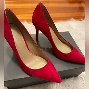 💫✨ANN TAYLOR size 6 RED heels 💫✨